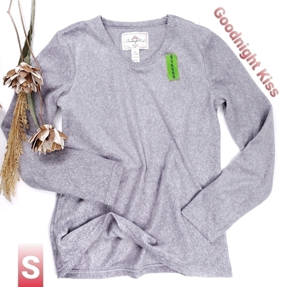 New Goodnight Kiss Fleece Sweater Sleepwear Top S